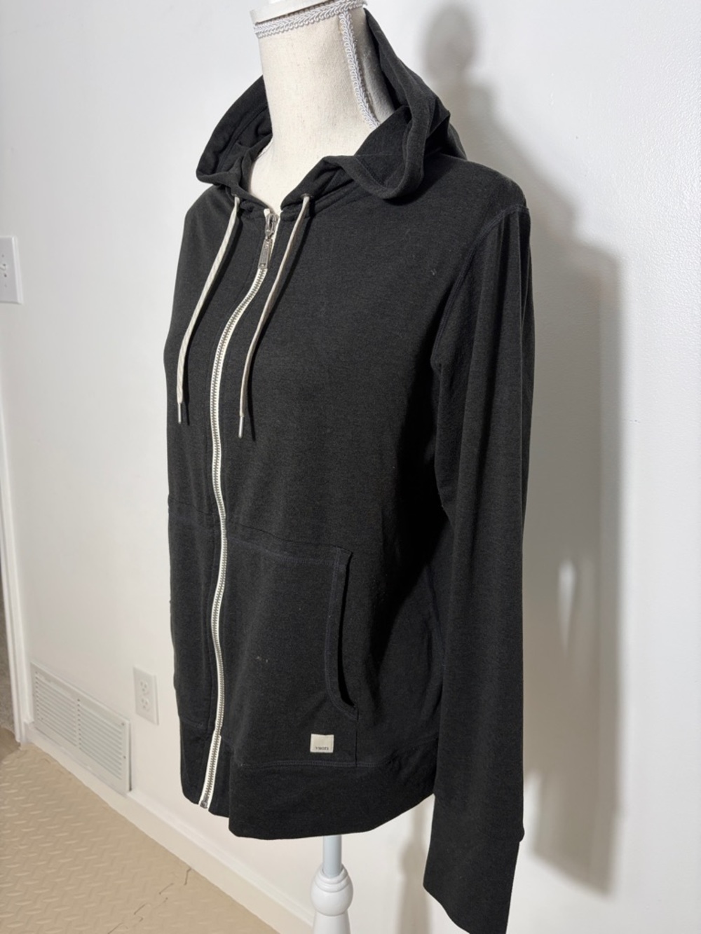 Vuori Black Zip Hoodie with Cream Drawstrings Large - Picture 3 of 5
